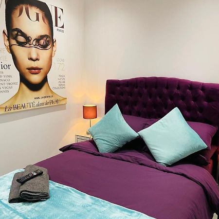 Salt Hill Windsor Legoland Eton Heathrow Luxury 2 Bed 1 Bath Free Parking Slough Exterior foto