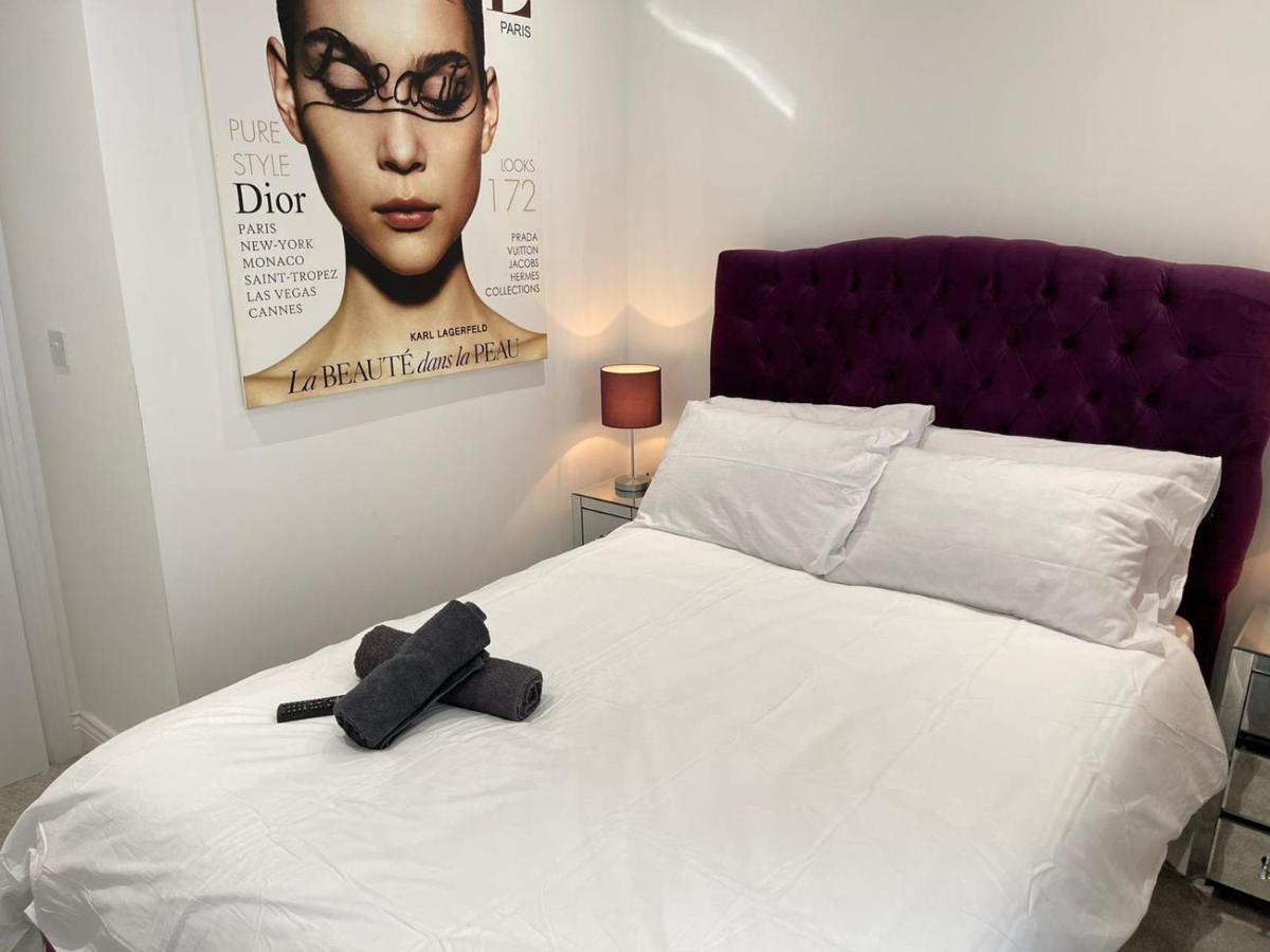 Salt Hill Windsor Legoland Eton Heathrow Luxury 2 Bed 1 Bath Free Parking Slough Exterior foto